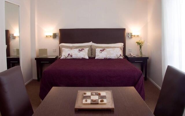 Sarmiento Suites Aparthotel
