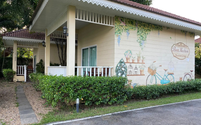 Ruenmaihom Riverside Cottage