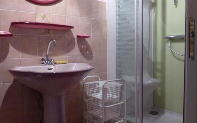 Gîte Saint-Pourçain-sur-Sioule, 5 pièces, 9 personnes - FR-1-489-60