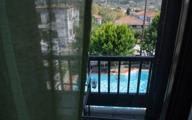 Elli Hotel