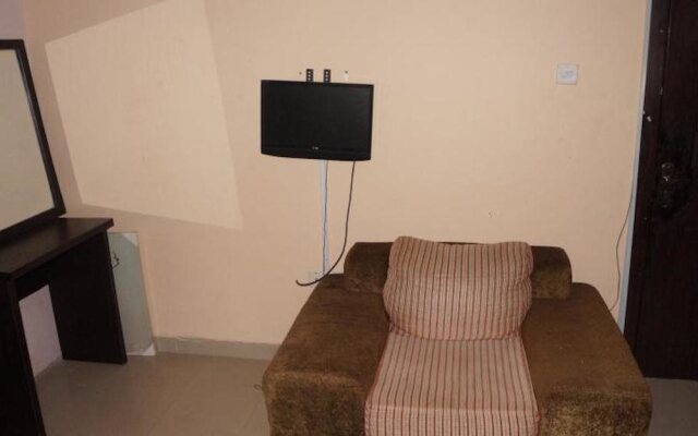 Benito Hotel & Suites