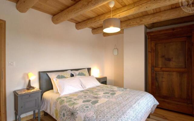 Gîte Saint-Hilaire-Cusson-la-Valmitte, 4 pièces, 6 personnes - FR-1-496-206