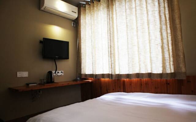 the Green Youth Hostel,Hangzhou