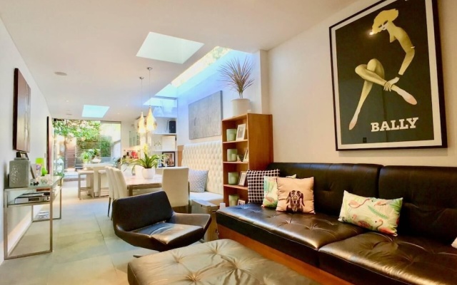 3 Storey Home Close Walk To Fox Studios SCG & City – Guest Rooms – Sydney