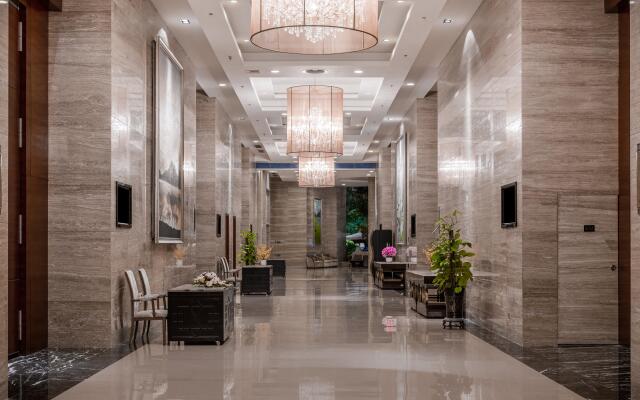 InterContinental Heilong Lake by IHG