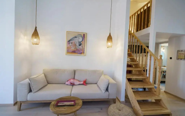 LIVIN HYDRA 2 -Luxury Apartments