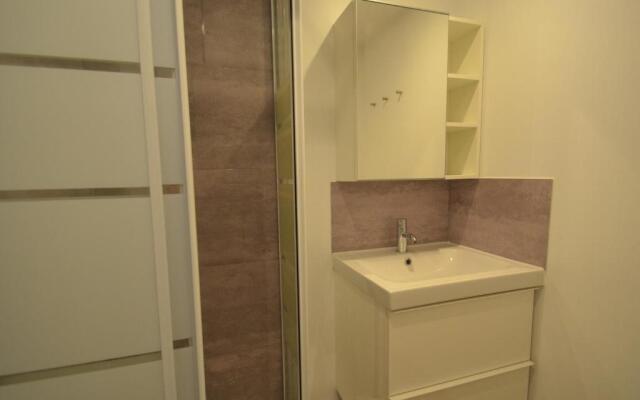 Appartement Les Menuires, 1 pièce, 4 personnes - FR-1-452-2