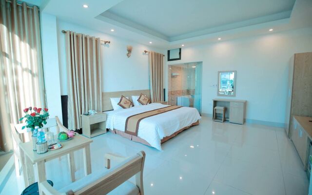 Anova Airport Hotel — Convenient & Friendly