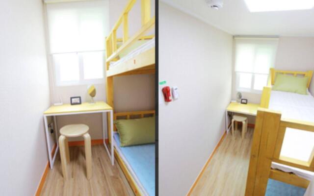 Cocoon stay Hongdae Guesthouse