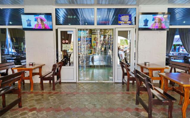 Отель на море Парус