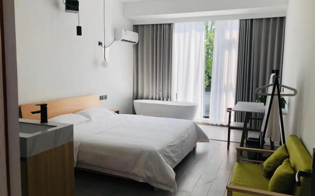 Wuzhen Beyond Cloud Bontique Inn