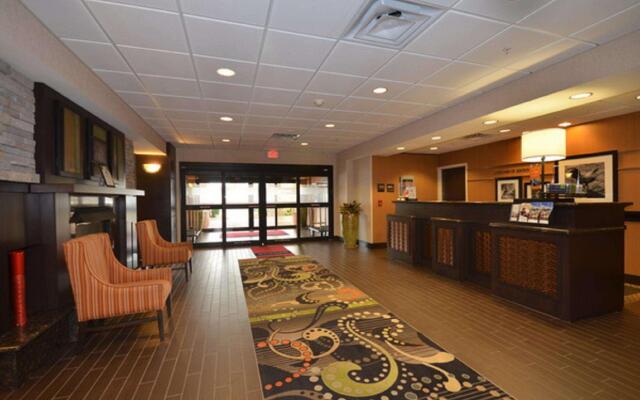 Hampton Inn & Suites Tulsa/Catoosa