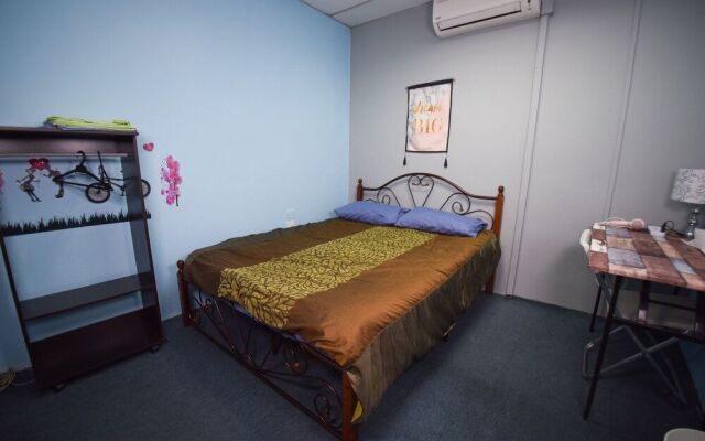 G Traveler Accommodation - Hostel