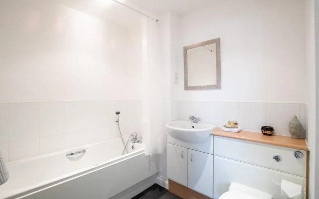 2 Bedroom Apartment Edinburgh Gate Harlow