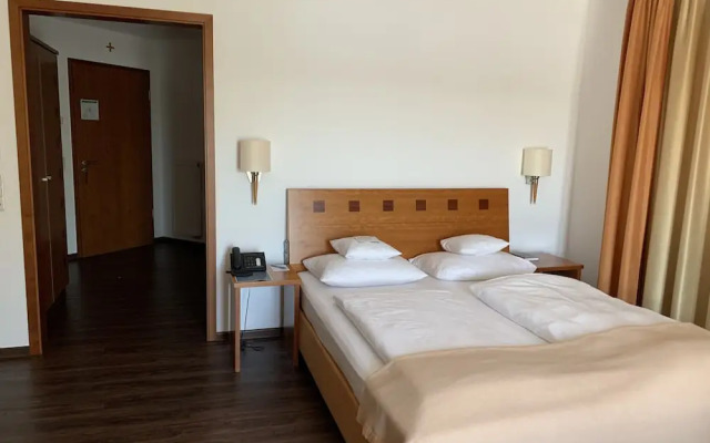 Seehotel Niedernberg - Das Dorf am See