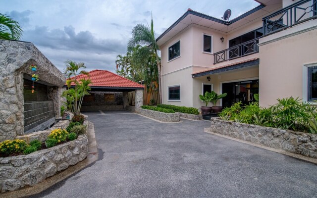 Baan Palm Party Pool Villa