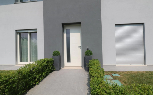 Marali Lake Apartments