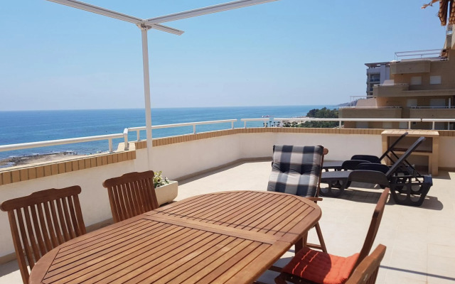 Cala Blanca 2 Frontal al Mar