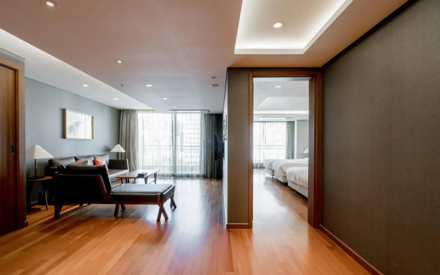 Oriens  & Residences