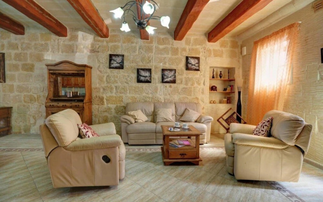 Villa Savona 3 Bedroom Villa With Private Pool