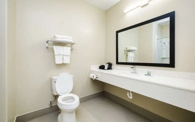 SureStay Studio by Best Western Conroe Downtown