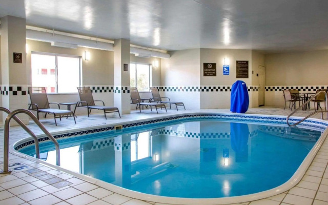 Comfort Suites Columbus West - Hilliard