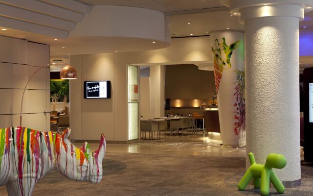 Novotel Lyon Gerland Musée des Confluences