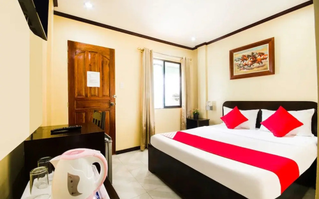 OYO 409 Bans Beach Resort