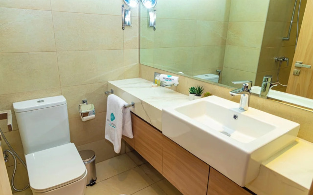 Bloomfields STU View Azizi Riviera