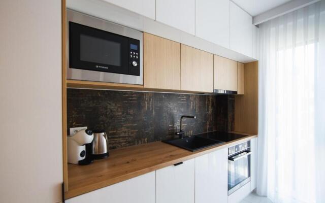 Romantic getaway at West Residence