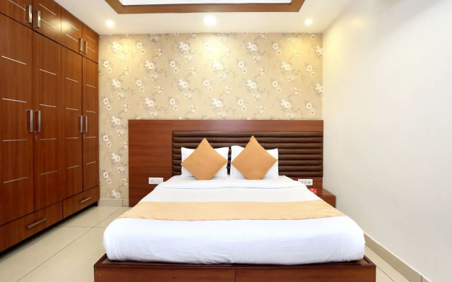 OYO 2860 Hotel 24x7 Inn