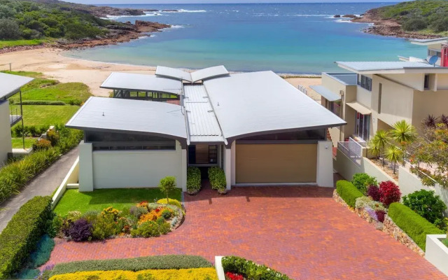 Sails on the Beachfront