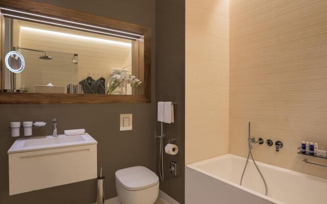Crystal House Suite Hotel & SPA