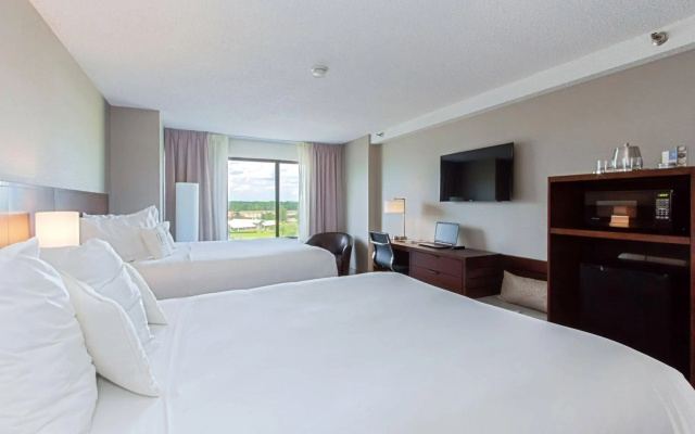 Harborside Hotel