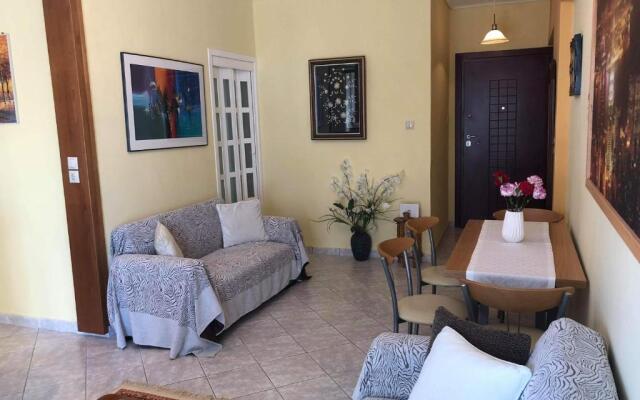 Bright apartment in Nea Palatia • Oropos