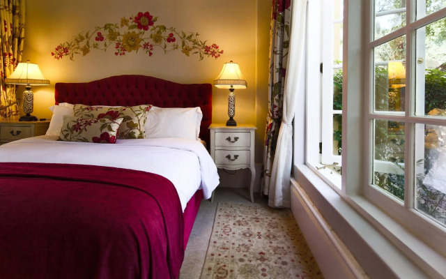 The Munro Boutique Hotel