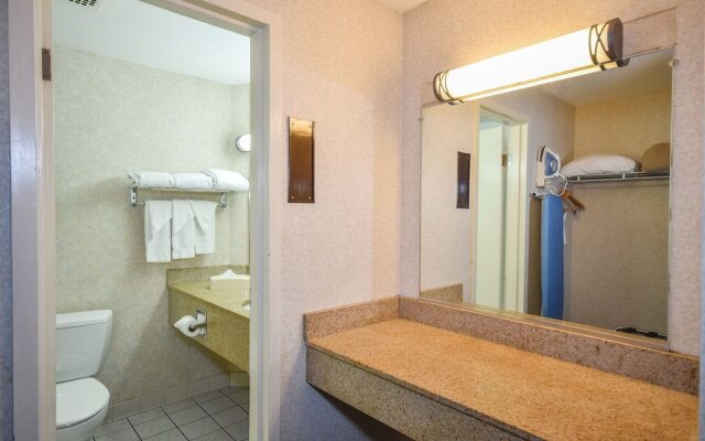 Charles River Motel