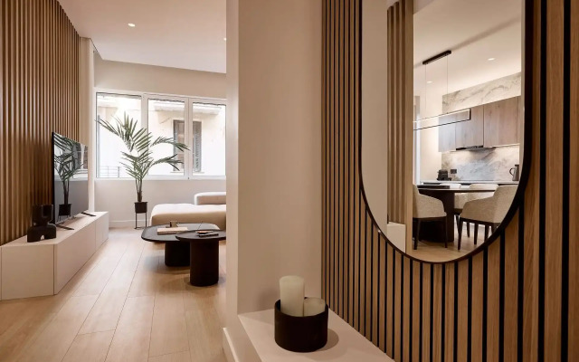 Momo Suites Acropolis by Aura Homes