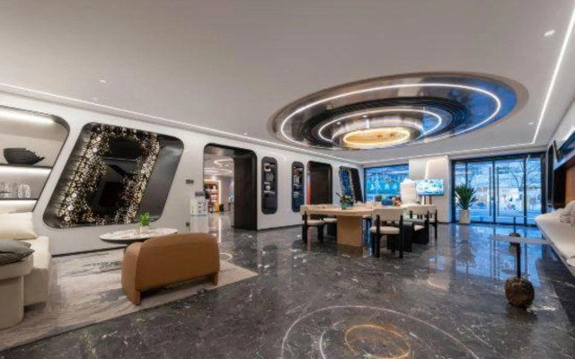 world Hotel