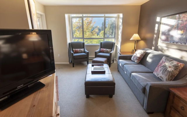 Whistler Town Plaza
