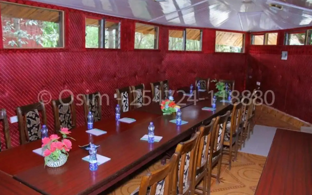 Osim Country Lodge