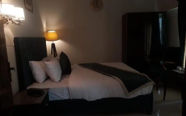 Golden One Hotel