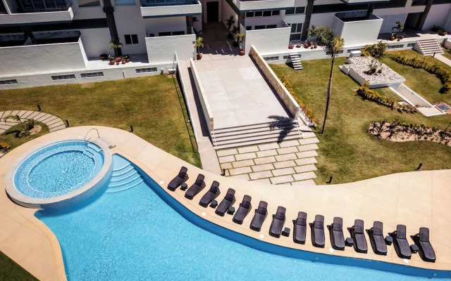 Altamar Canal View Condos