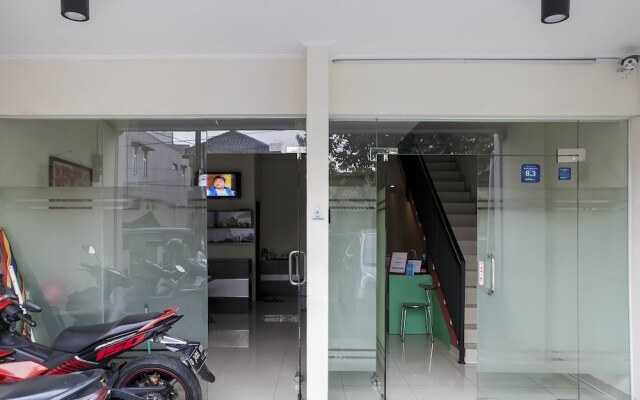 RedDoorz @ Buah Batu 2