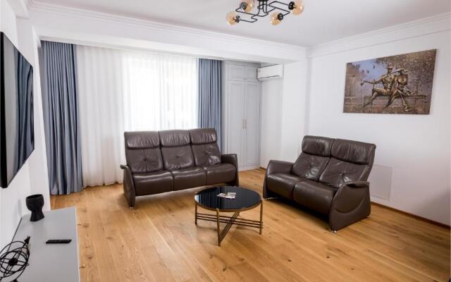Prime Apartments near center ( Ipotesti 10)