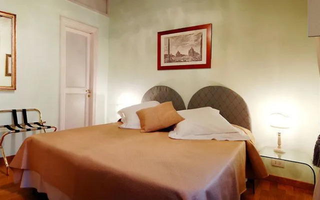 Piazza di Spagna Sweet Home