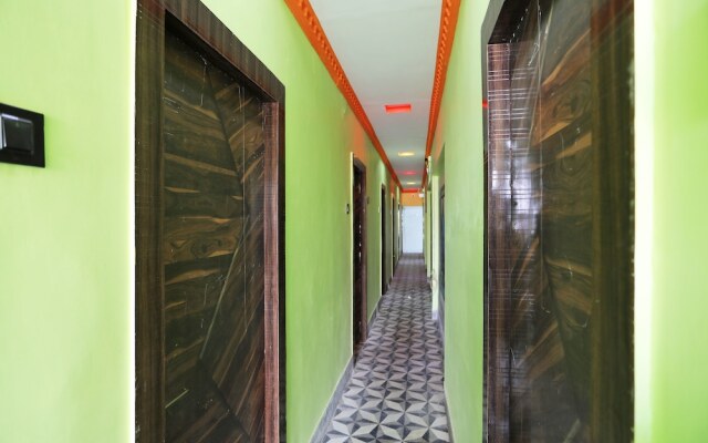 OYO 14868 Hotel Priyadarshini