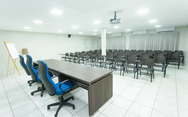 Valeriu's Palace Hotel