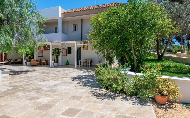 Zudrea Apartment Near