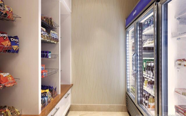 Hilton Garden Inn Falls Church